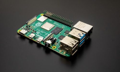 Can You Build Your Own Personal Computer with a Raspberry Pi?